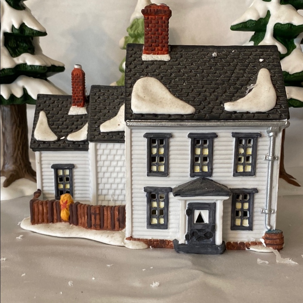 Department 56 Amish House Charming Holiday Village House. RETIRED.